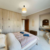 Lithos Apartment