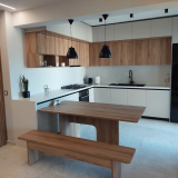 ΚΟΥΖΙΝΕΣ ΜΟΝΤΕΡΑΣ ΑΙΣΘΗΤΙΚΗΣ